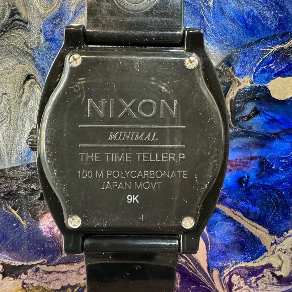 Nixon Mens Watch - Picture 2 of 4